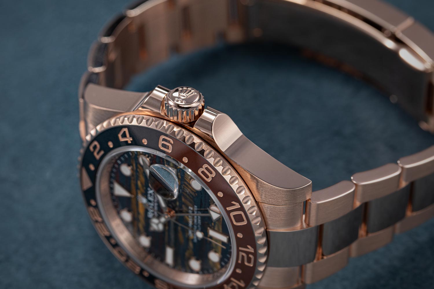 Rolex GMT Master II Everose Gold Tiger Iron 126715CHNR Replica